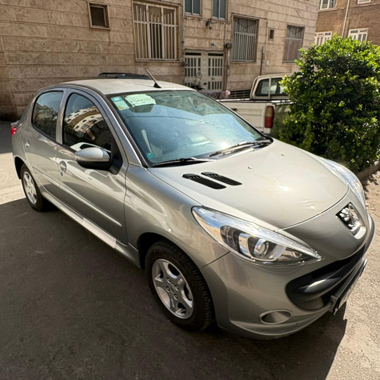 207 صفر کیلومتر دنده ای سقف فلز